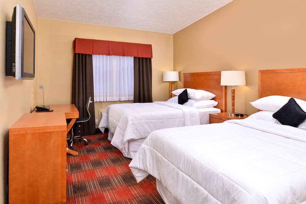 Quality Inn & Suites Airport Spokane Room photo