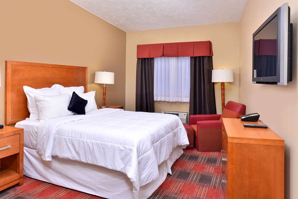 Quality Inn & Suites Airport Spokane Room photo