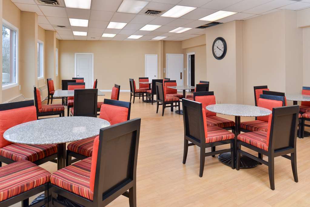 Quality Inn & Suites Airport Spokane Restaurant photo